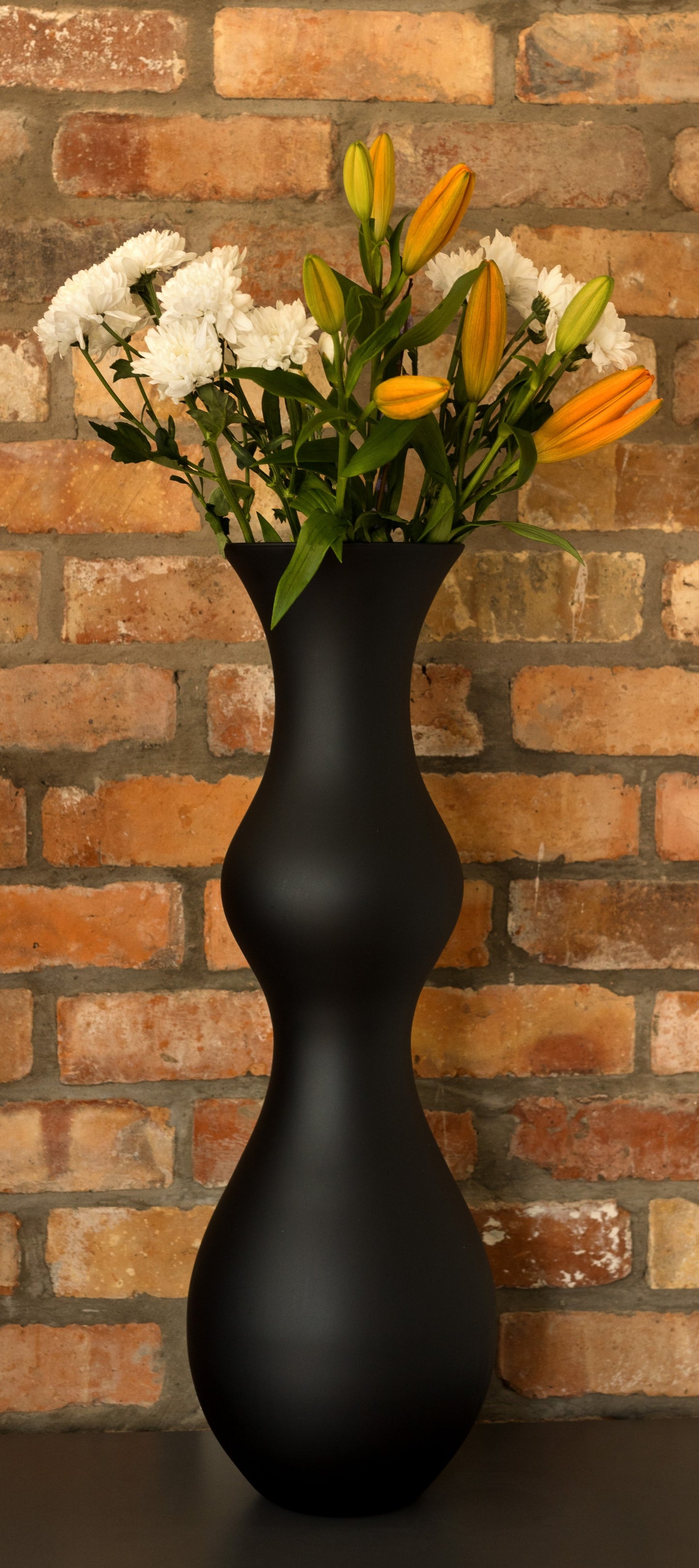 Pear Onyx – Tall Black Glass Vase, 70cm